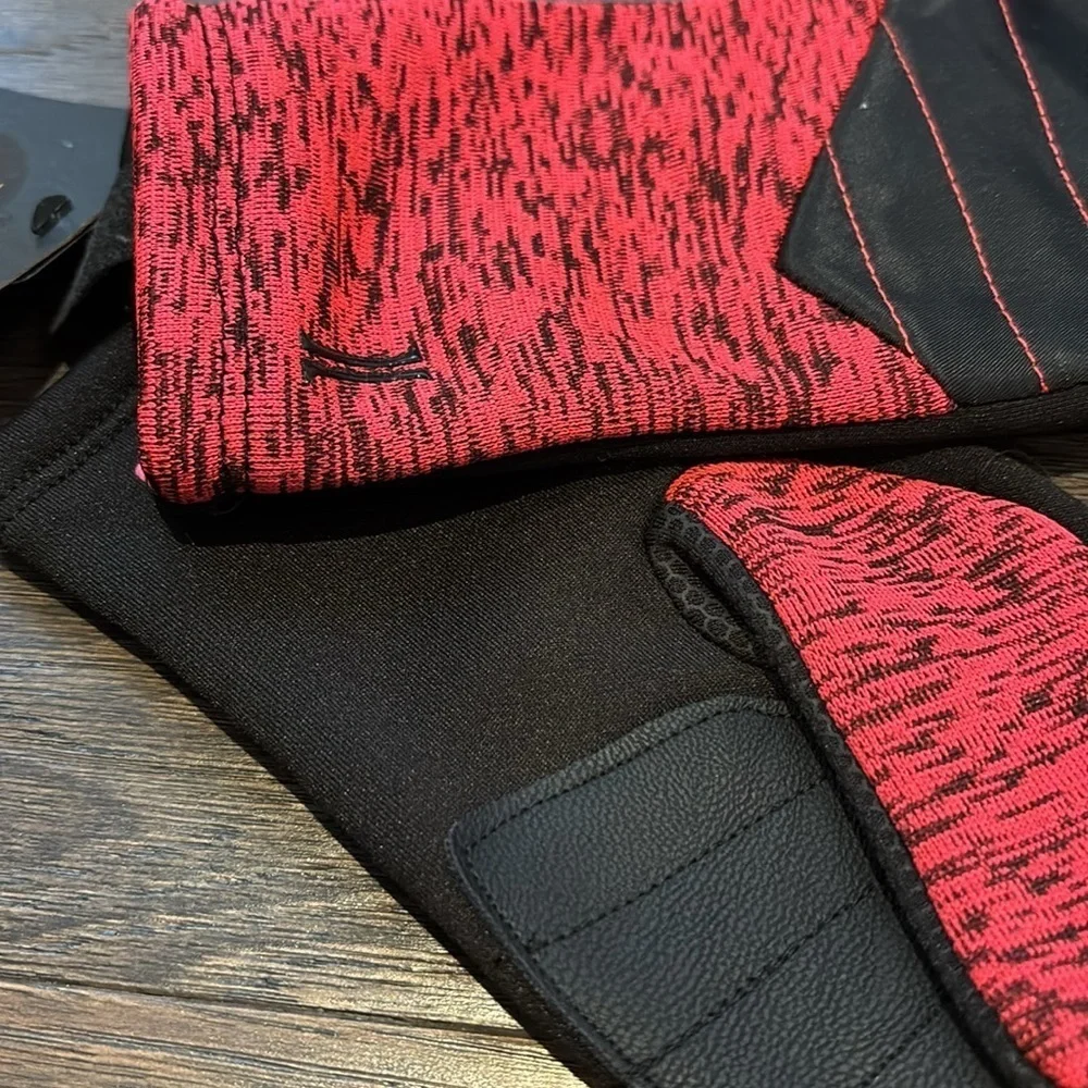 Igloo Pro Text Touch Sensitive Thermal CHR ceramic Heat Retention winter gloves